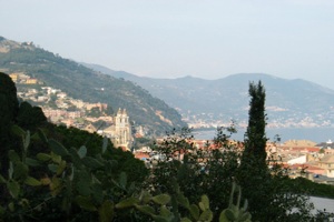 Click the image to view photos taken whilst walking on this 1-day itinerary.